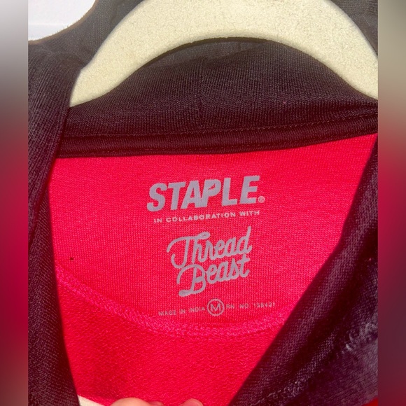 Men’s Red & Black Staple Hoodie Size Medium - Picture 3 of 7